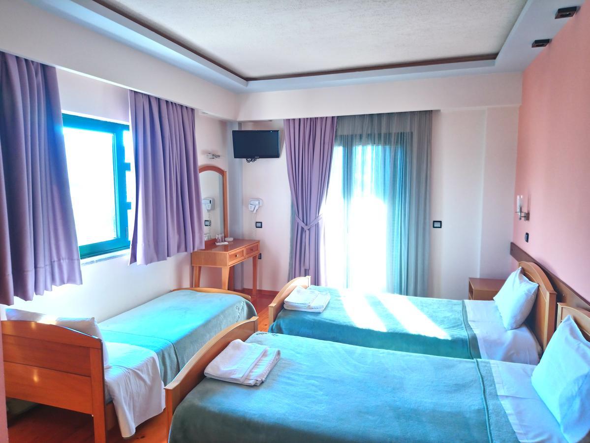 Elikonio Hotel Ajía Ána Kültér fotó