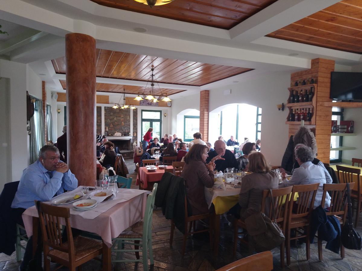 Elikonio Hotel Ajía Ána Kültér fotó